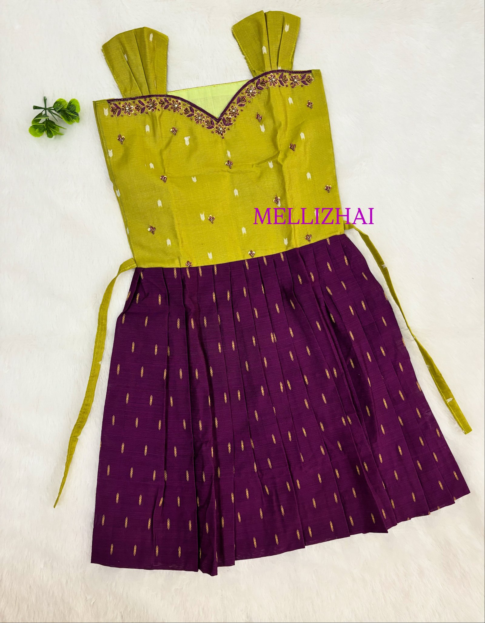 GREEN WITH PURPLE AARI WORK