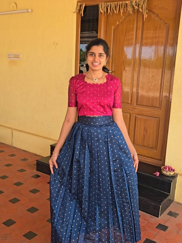 M-418 SAPPHIRE CROP TOP WITH SKIRT